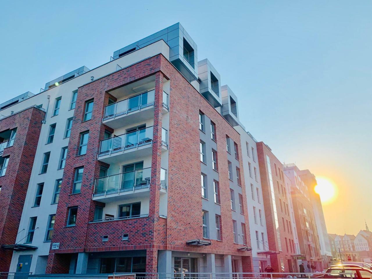 D&P Apartments Angielska Grobla กดัญสก์ ภายนอก รูปภาพ
