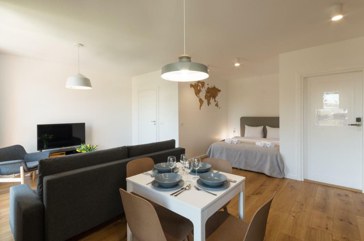 D&P Apartments Angielska Grobla กดัญสก์ ภายนอก รูปภาพ